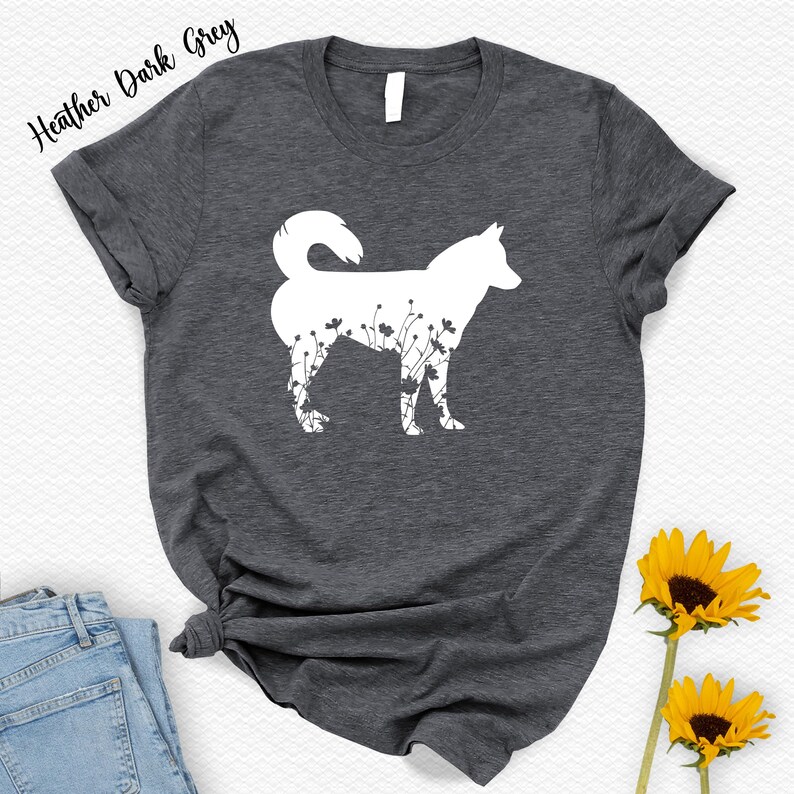 Camiseta con estampado floral de husky siberiano: Regalo para amantes de los animales imagen 5
