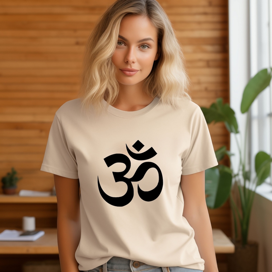 Ohm Devanagari Symbol T shirt Yoga Meditation Om Sign Tee Hinduism