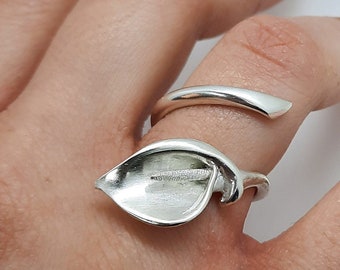 Calla Lily Ring