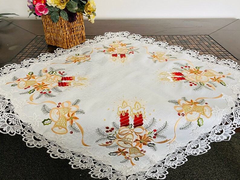 AMT Gorgeous Vintage Lace Golden Thread Embroidered Candle Bel AMT Gorgeous Vintage Lace Golden Thread Embroidered Candle Bel