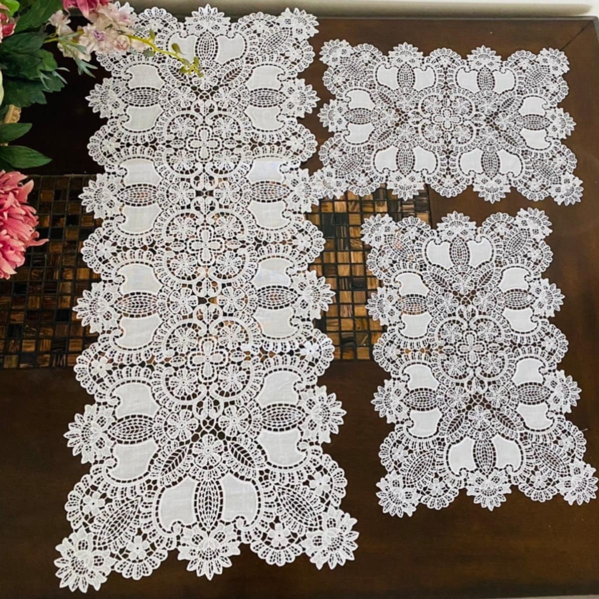 Vintage Lace Embroidered Table Runner: Elegant Cutwork Linen Dresser Scarf - Etsy