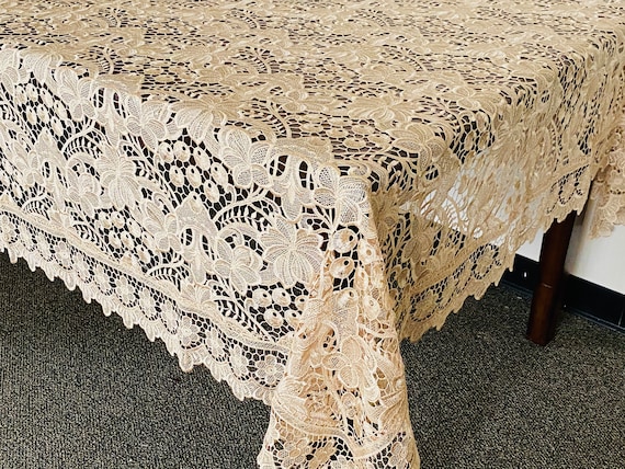 Runner Ivory Vintage Antique Style New White Lace Luxury Crochet Table Clot 