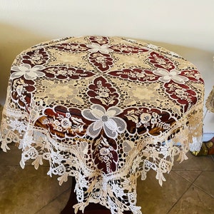 AMT Gorgeous Vintage Lace Linen Table Toppers: Burgundy (34 x34&quot; Sq./Rd. )