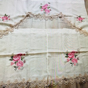 AMT Vintage Lace Cross Stitch Embroidery Kitchen Window Curtain Set:2 Tiers (30&quot;x 36&quot; ) 1 Swag Valance (60&quot;x 36&quot;) - Beige/White