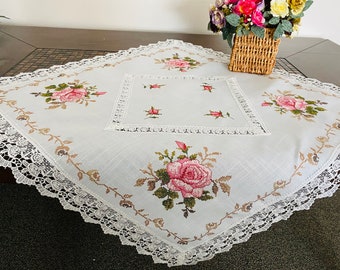 A&MT Gorgeous Venice Burano Lace Floral Cross Stitch Embroidered Linen Table Topper- Beige/White (36X36" Square or Round)