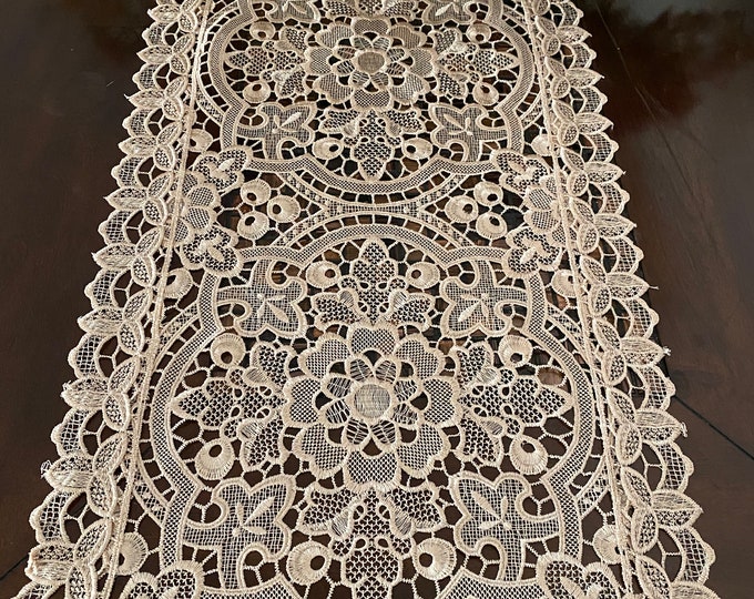 Coastal Life Quilted Table Runner GFTONT181 main image 0