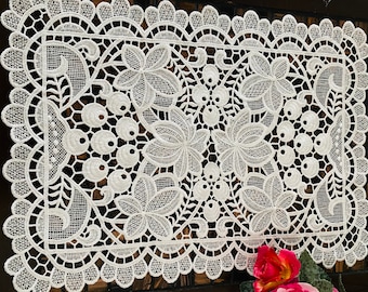 AMT Floral Vintage Venice Lace Embroidered Linen Placemats; 12"x18" Oblong, White/Beige