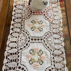 A&MT 100% Cotton Handmade Crochet Lace with Embroidered Floral Ribbon Decorative Table Runner, Dresser Scarf, Place Mat - White/ Beige