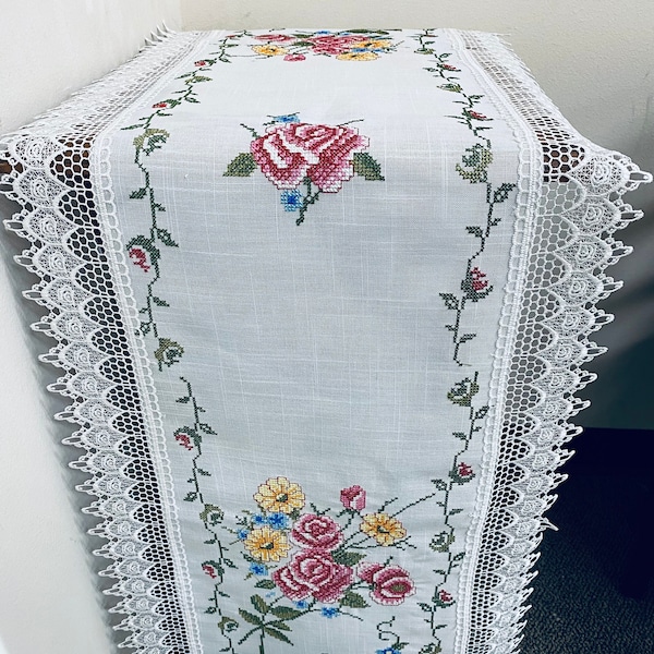 A&MT Gorgeous Cross Stitch Floral with Venice Lace Embroidered Linen Table Runner, Dresser Scarf, Place Mat : White,Beige