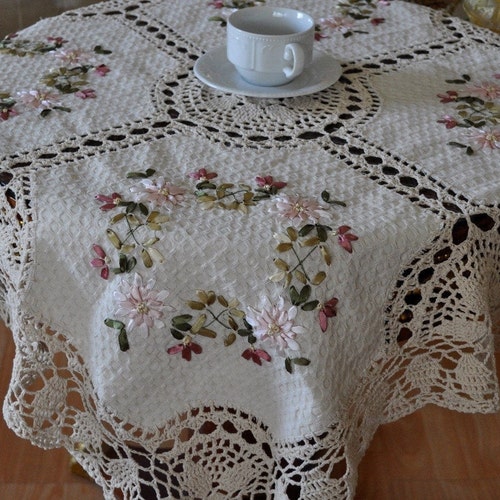 Round 26.5'' Tablecloth Vintage Handmade Crochet Cotton Lace Table Cover Doilies 