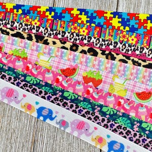 Krijg precies wat je ziet! 10 x 1 werf van 5/8" zomers leuk dier geassorteerd grosgrain bedrukt lint - haarstrik - hondenhalsband bagagelabel