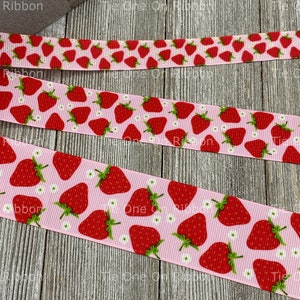 Lot 1 Strawberry Patch Floral Printed Grosgrain Ribbon -  5/8" 1" 1.5" Wide - Sewing - Crafting - Decorating - Bows