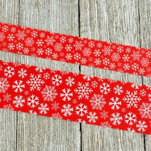 Sneeuwvlokken op rood vakantie winter bedrukt grosgrain lint - 7/8&quot;- 1,5&quot; - naai - ambacht - cadeaupapier - bagagelabel - feestbedankje - krans