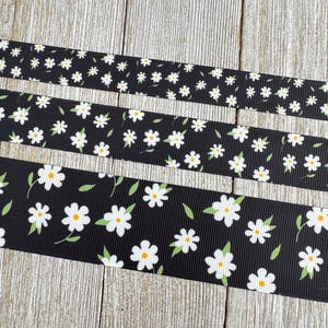 Scattered White Daisy Flower Green Leaves Black Printed Grosgrain Ribbon - 5/8&quot; -  7/8&quot; - 1.5&quot; - Sew - Craft - Decor - Tags - Bow - Collar