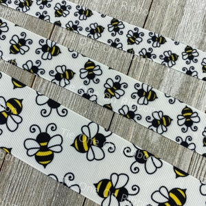 Yellow And Black Bumble Bees On White Grosgrain Ribbon - 5/8&quot; - 7/8&quot; - 1.5&quot; - Sewing - Crafting - Decorating - Bows - Key Fobs