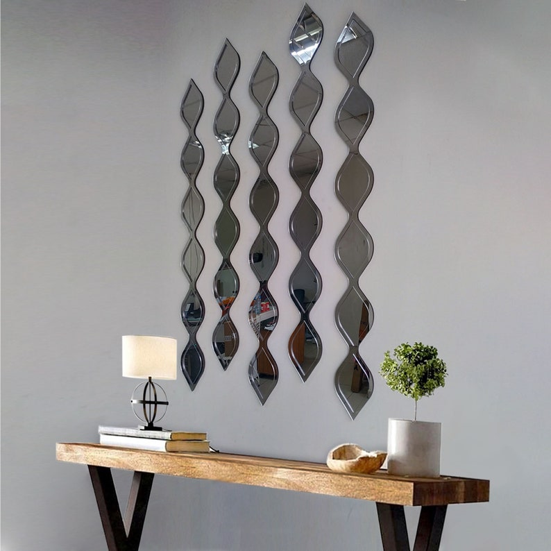 Miroirs décoratifs goutte d'eau Miroir de décoration murale disponible en 3 couleurs par MDM Dizayn Argent