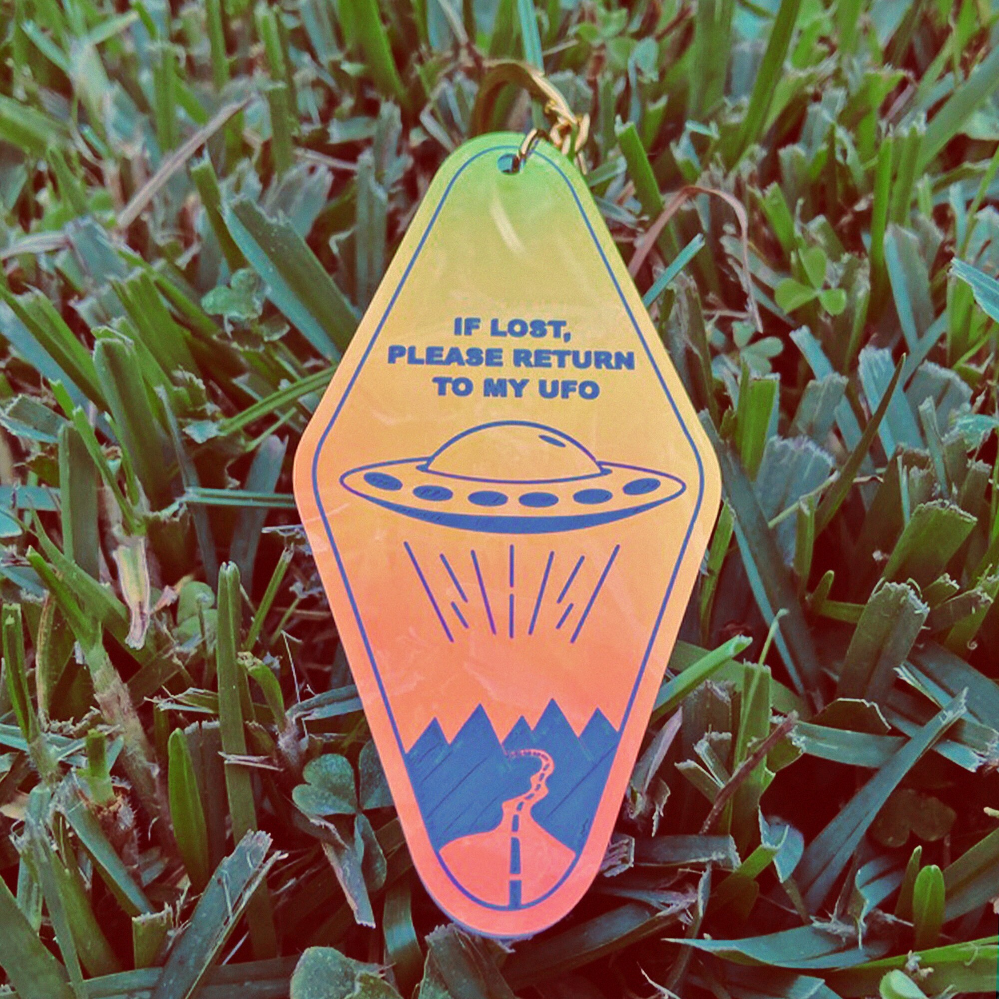 UFO Keychain Alien Keychain UFO Art Acrylic Keychain Etsy