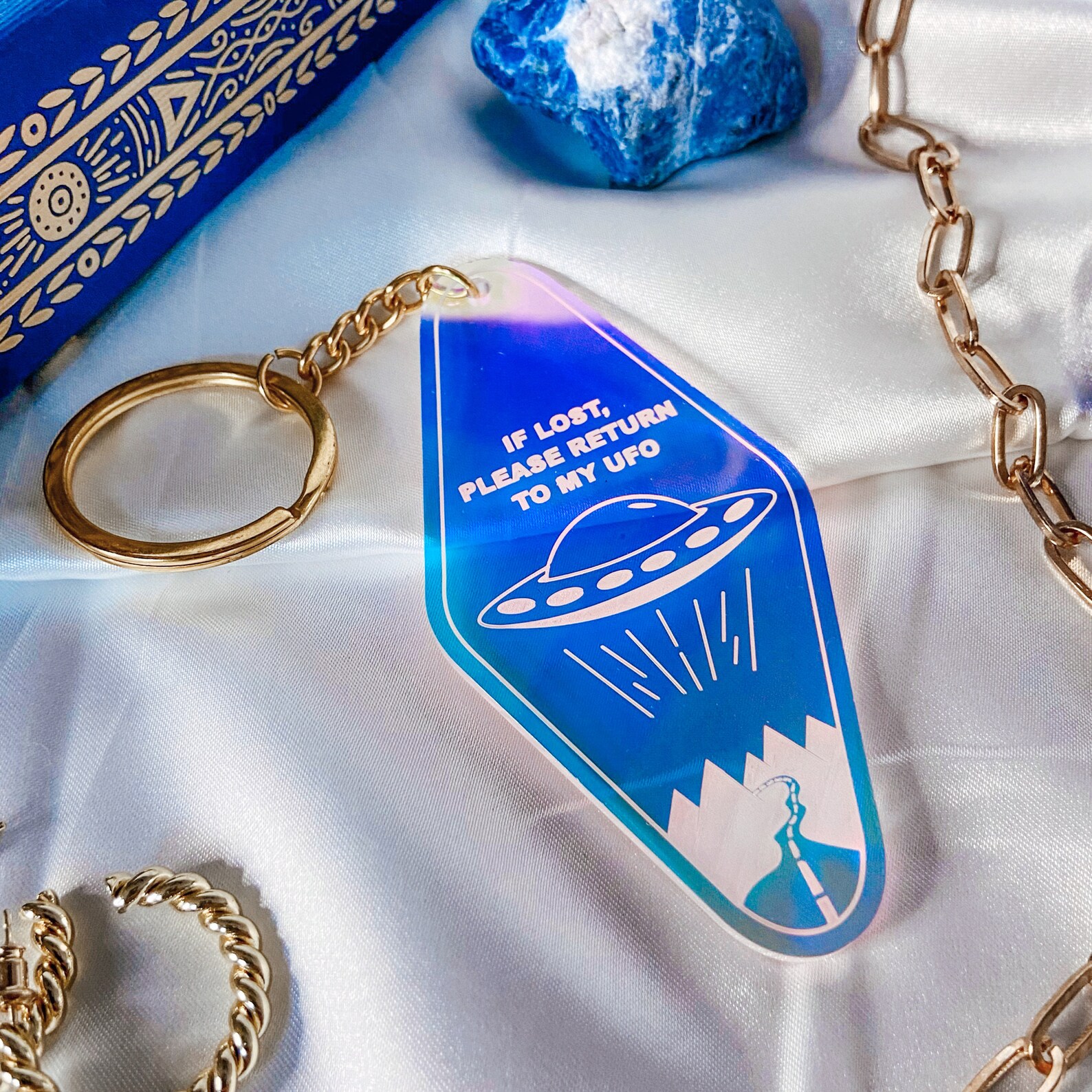 UFO Keychain, Alien Keychain, UFO Art, Acrylic Keychain, Cool Keychain