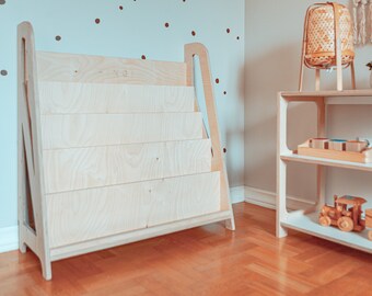 OUTLET: Big Natural Montessori bookshelf with storage - Montessori furniture - Montessori book