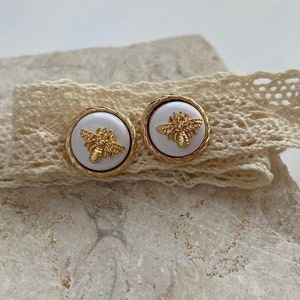 Gold Bee Decor Fashion Stud, Gold and White Round Studs, Bees Earrings, Bee Studs, Bee Button Studs, Gift for Her