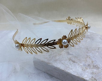 Gold Leaf Vine with Pearls Headband, Gold leaves Headband, Bridal Hair Accessories, Bridesmaids Wedding Headband, Grecian Headpiece Tiara