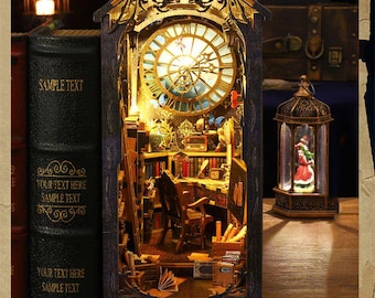 Detective Wooden Book Nook: 3D Puzzle Shelf Insert Model