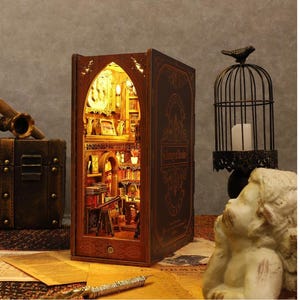 DIY Library of Books Wooden Miniature Book Nook Shelf Insert 3D Wooden Puzzle