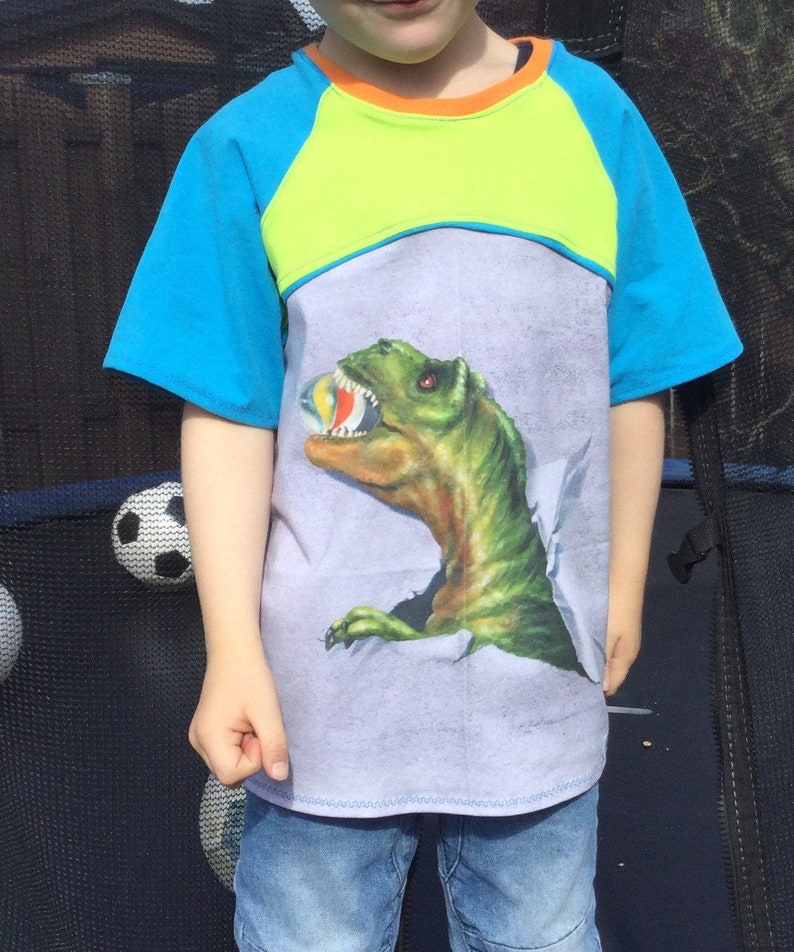 Tolles Dino-Shirt für coole Jungs und Mädels Bild 3