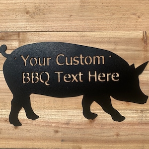 Niestandardowy tekst BBQ Pig Sign | Personalizowany znak grillowania