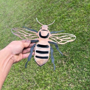 Dropship 1pc/4pcs, Metal Colorful Bee Wall Decor, Bee Metal Wall Decor, Bee  Metal Wall Art, Wall Decor, Metal Home Decor Wall Sculpture, Outside Decor,  Outdoor Decor, Garden Decor, Yard Decor, Lawn Decor