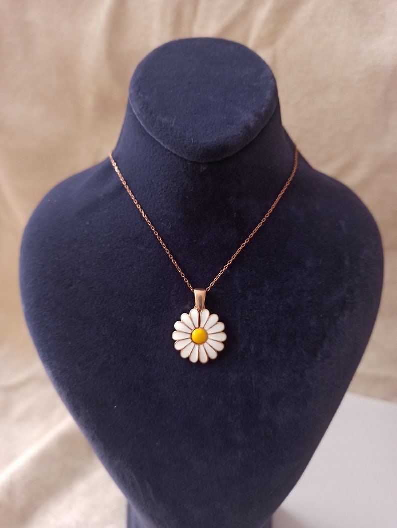 Daisy necklaces , tiny daisy necklace ,925 silver daisy necklace ,daisy pendants ,tiny daisy gift necklace ,to mom gift , gift to girlfriend image 5
