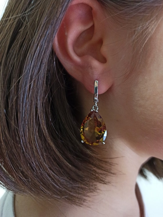 Zullanite stone Earring, 925 Silver Earring, zultanite store Earring, solitaire Earring, dangle drop earring, Color changing Earring