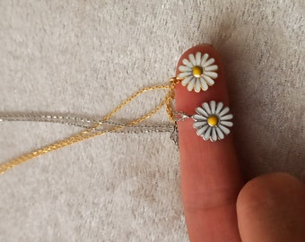 Daisy necklaces , tiny daisy necklace ,925 silver daisy necklace ,daisy pendants ,tiny daisy gift necklace ,to mom gift , gift to girlfriend