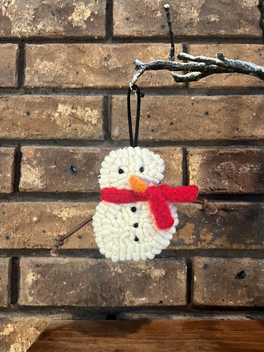 wool hand made
snowman ornament