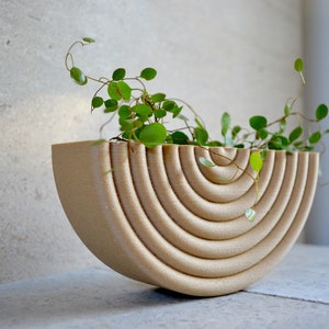 Mid Century Modern "Coiled" Wand Holz Pflanzgefäß Naturholz Finish