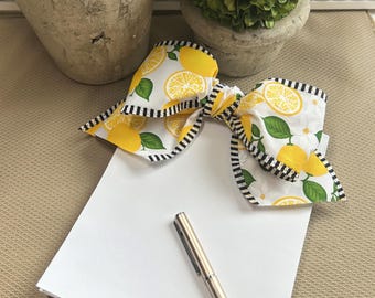 Lemon Bow Notepad with Pen | Perforated 100-Sheet Stationery