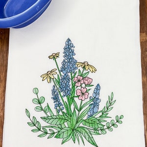 Tea Towel*Embroidered*Bluebonnets and Daisies*Hand Towel*Flowers Tea Towel*Floursack*Kitchen Towel*Christmas*Housewarming*Shower Gift