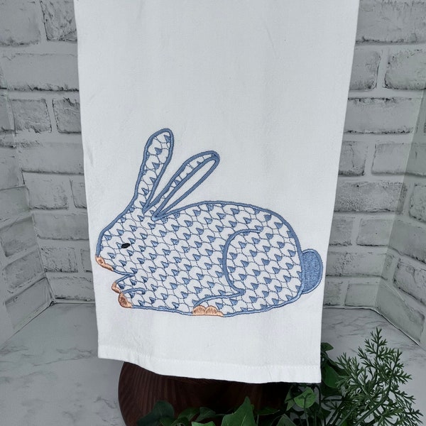 EMBROIDERED CHIC EASTER Rabbit*Embroidered Easter Towel*Easter Gift*Hand/Tea Towel*Dish Cloth*Kitchen Towel*Flour Sack*Cotton Towel