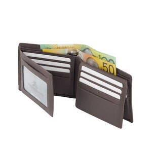 Men's Leather Wallet RFID Blocking Bifold Genuine Soft Leather 18 Cards Brown
