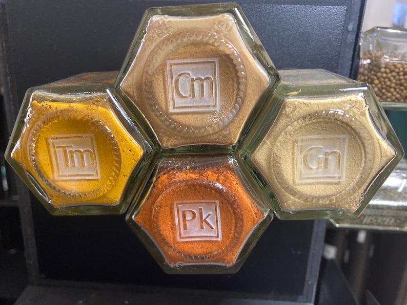 SPICE OF LIFE Spice Jar Gift Set,foodie Gift for Science Lovers