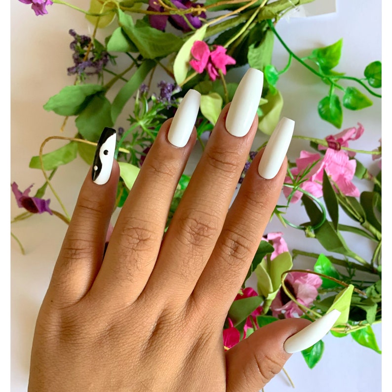 Yin Yang White Press On Nails Black And White Coffin Etsy