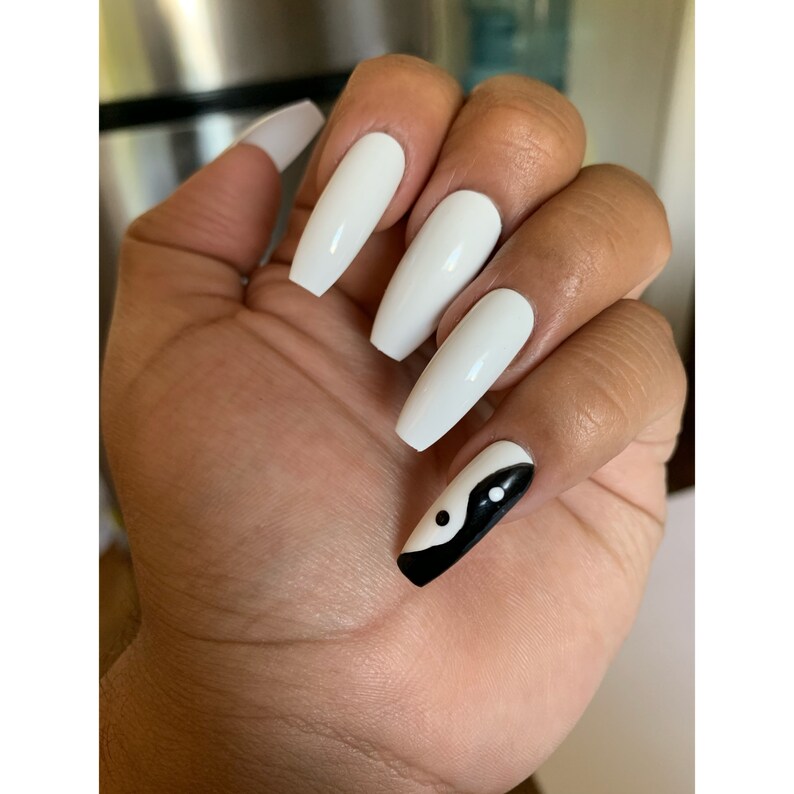 Yin Yang White Press On Nails Black And White Coffin Etsy