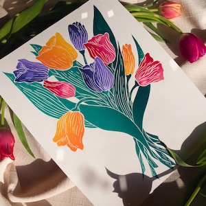 Linogravure originale : Les Tulipes - Gravure artisanale à la main. Impression polychrome sur papier aquarelle.