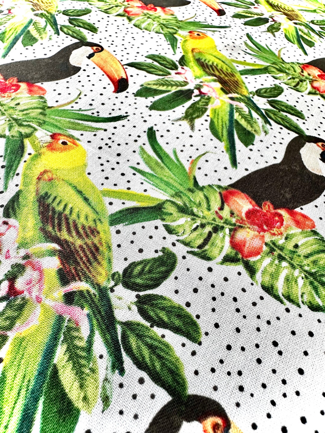 Patchwork Tropical Toucan Print Laundry Basket