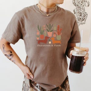 Dachshund Plants T-Shirt Doxie TShirt Dog Park Apparel Comfort Colors Boho Plant Lover Tee Garden Enthusiast Outfit Botanical Inspired
