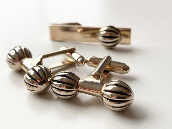 Vintage Heavy Royal Bar Tone Gold Cufflinks & Tie… - image 1