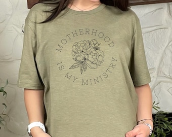 La maternité est ma chemise de ministère pour les mamans - Chemise Christian Mom, chemise de maman homeschool, cadeau pour maman chrétienne