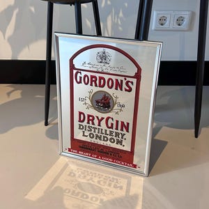 Vintage 1970 Gordon&#39;s London Dry Gin mirror #3