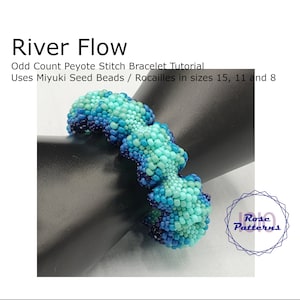 Peut inclure: Un bracelet en perles bleu et vert réalisé avec la technique du peyote à nombre impair. Le bracelet est réalisé avec des perles de rocaille Miyuki de tailles 15, 11 et 8. Le bracelet est sur une surface noire.