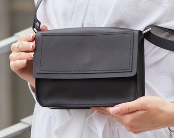 small crossbody bag, black crossbody bag, mini crossbody bag, crossbody purse, cross body bag, small leather purse, bags for women